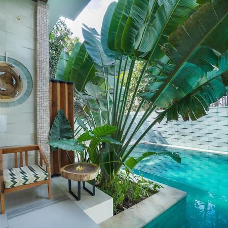ジンバラン Maha Lokha Balangan Bed & Breakfast エクステリア 写真